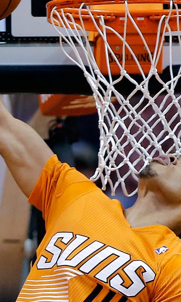 Suns hold off Pistons, close in on eighth seed